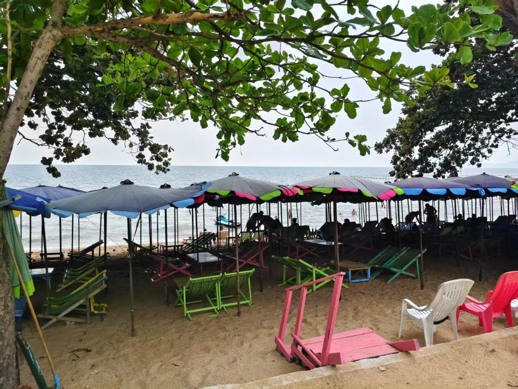 Sun Sky Resort Near Beach Jomtien Exterior foto